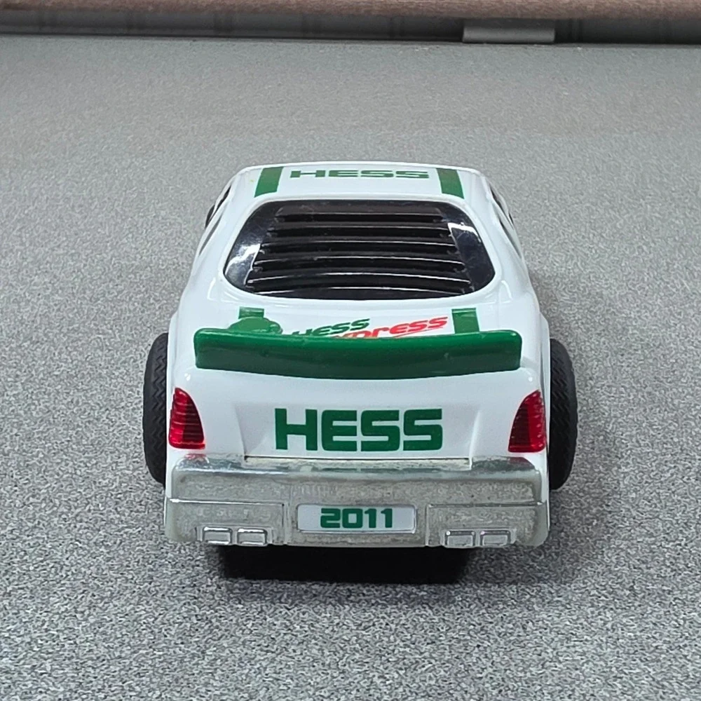 Hess Race Car Toy 2011 White Green Excellent Working Lights Stock Car